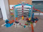 Autobaan en parking Hot Wheels, Kinderen en Baby's, Speelgoed | Racebanen, Ophalen, Hot Wheels