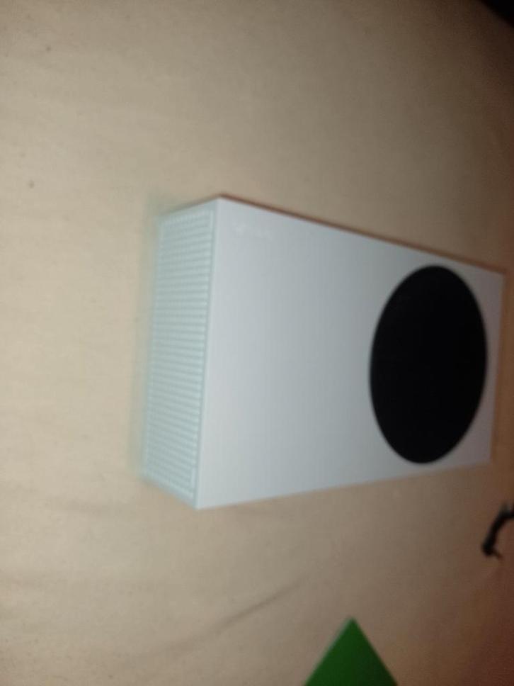 Xbox Series S avec 2 manettes, Informatique & Logiciels, Ordinateurs de bureau, Gaming, Enlèvement