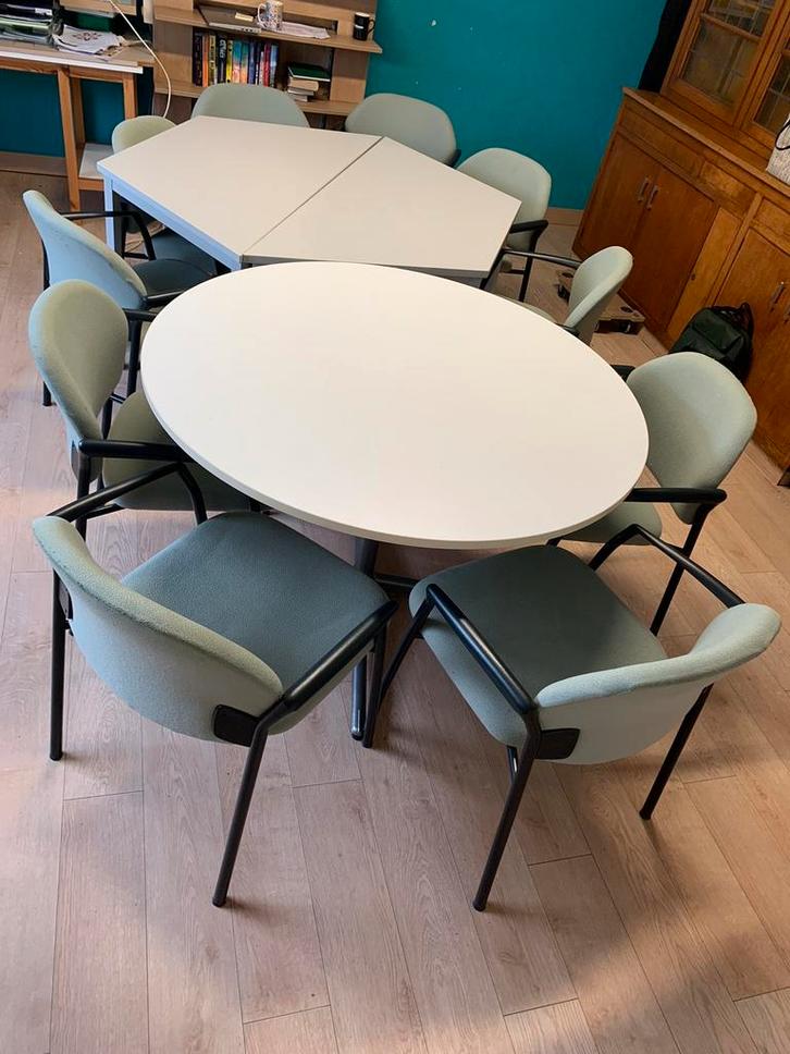 10 Comfortabele brede stoelen, Huis en Inrichting, Stoelen, Gebruikt, Vijf, Zes of meer stoelen, Stof, Overige kleuren, Ophalen