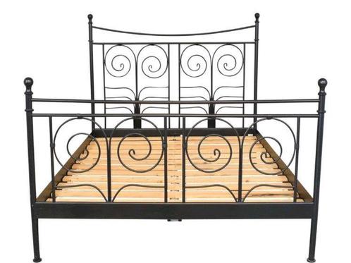 Zwart, vintage tweepersoonsbed (200x160), Huis en Inrichting, Slaapkamer | Bedden, Zo goed als nieuw, Tweepersoons, 160 cm, 200 cm
