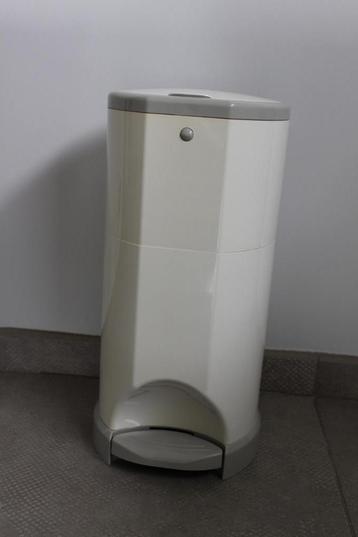 Korbell luieremmer 15 liter beschikbaar voor biedingen