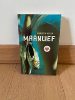 Boek Maanlief, Boeken, Kinderboeken | Jeugd | 13 jaar en ouder, Ophalen of Verzenden, Zo goed als nieuw