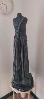 Image 105 cm de revenu féminin., Enlèvement