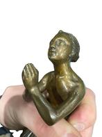 Bronzen sculptuur: biddende dame rond 1900, Antiek en Kunst, Ophalen of Verzenden, Brons