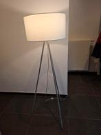 Lampe sur pied, Ophalen