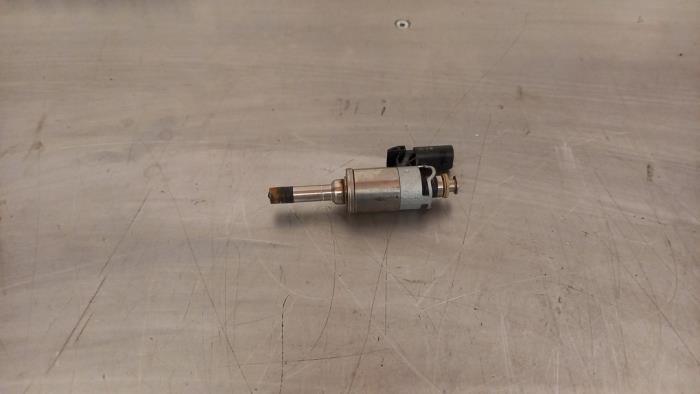 Injecteur (injection essence) d'un Volkswagen Golf, Autos : Pièces & Accessoires, Systèmes à carburant, Volkswagen, Utilisé, 3 mois de garantie