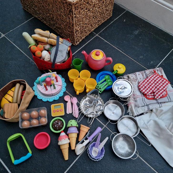 Speel keuken kassa & toebehoren (rond 60+ stuks), Kinderen en Baby's, Speelgoed | Speelkeukens, Gebruikt, Hout, Ophalen of Verzenden