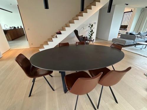 Tafel Joli, Huis en Inrichting, Tafels | Eettafels, Zo goed als nieuw, 100 tot 150 cm, 200 cm of meer, Vijf personen of meer, Ovaal