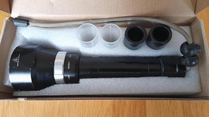 Duiklampen (4 powerleds en 3 powerleds), Watersport en Boten, Duiken, Zo goed als nieuw, Duiklamp, Ophalen of Verzenden