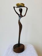 Hand-crafted Contemporary Aftican sculpture, Antiek en Kunst, Kunst | Beelden en Houtsnijwerken, Ophalen