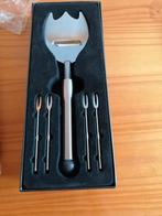 Kaas-boterschaaf met 4 prikkers, nieuw, Ophalen of Verzenden, Nieuw, Inox of Chroom, Los bestek