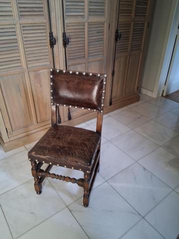 kasteelstoel beschikbaar voor biedingen
