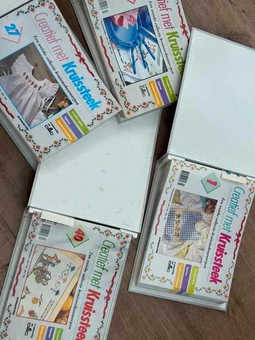 Creatief met kruissteek, Boeken, Hobby en Vrije tijd, Zo goed als nieuw, Borduren en Naaien, Ophalen