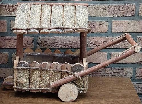 Bloembak - pot - Hout - Binnenin afgewerkt met plastic - € 4, Tuin en Terras, Bloembakken en Plantenbakken, Zo goed als nieuw