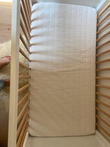 Matras babybed beschikbaar voor biedingen