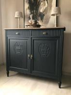 Landelijke kast met mooi houten blad 122/53/105,5H, Huis en Inrichting, Kasten | Dressoirs, Ophalen, Gebruikt