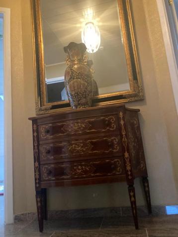 Oude ladenkast commode kastje met marqueterie Italiaans zgst beschikbaar voor biedingen