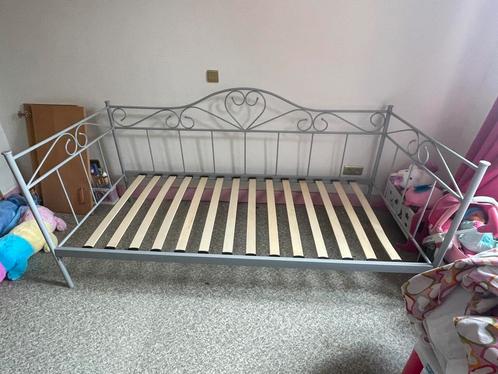 Prinsessenbed ( sofabed leen bakker ), Huis en Inrichting, Slaapkamer | Bedden, Gebruikt, Eenpersoons, 90 cm, 200 cm, Metaal, Grijs