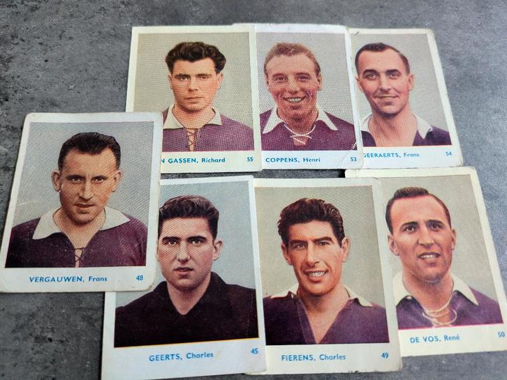 GOMME À MÂCHER BELGE DE FOOTBALL 1951/52 BEERSCHOT PRINTS 7X, Hobby & Loisirs créatifs, Autocollants & Images, Enlèvement ou Envoi