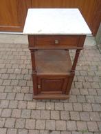 ancienne table de chevet, Ophalen, Zo goed als nieuw