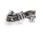 Antieke sterling zilveren broche, Birmingham eind 19th eeuw, Ophalen of Verzenden, Zilver, Broche, Met edelsteen