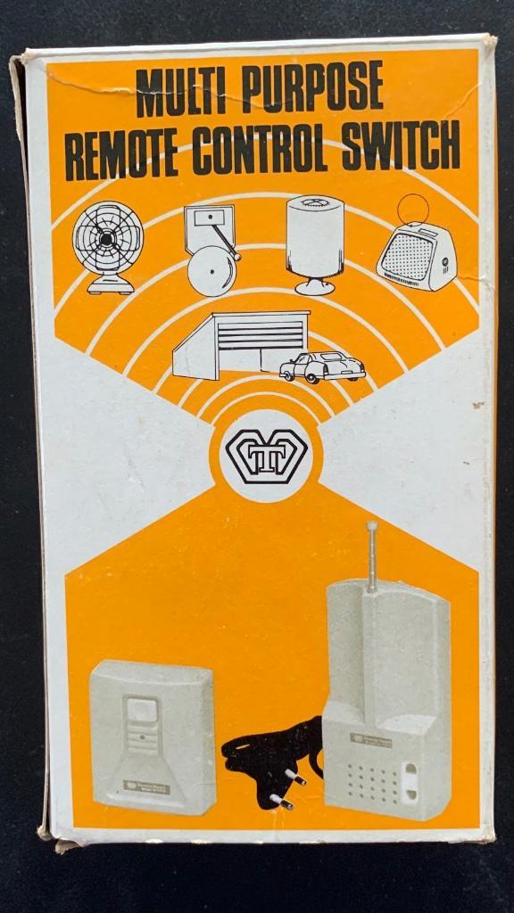 Gelijk nieuw Remote switch model N-7512 / Draadloze afstand, Audio, Tv en Foto, Afstandsbedieningen, Zo goed als nieuw, Universeel