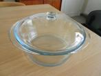Pyrex ovenschotel met deksel - 24 cm - perfecte staat, Ophalen of Verzenden, Zo goed als nieuw