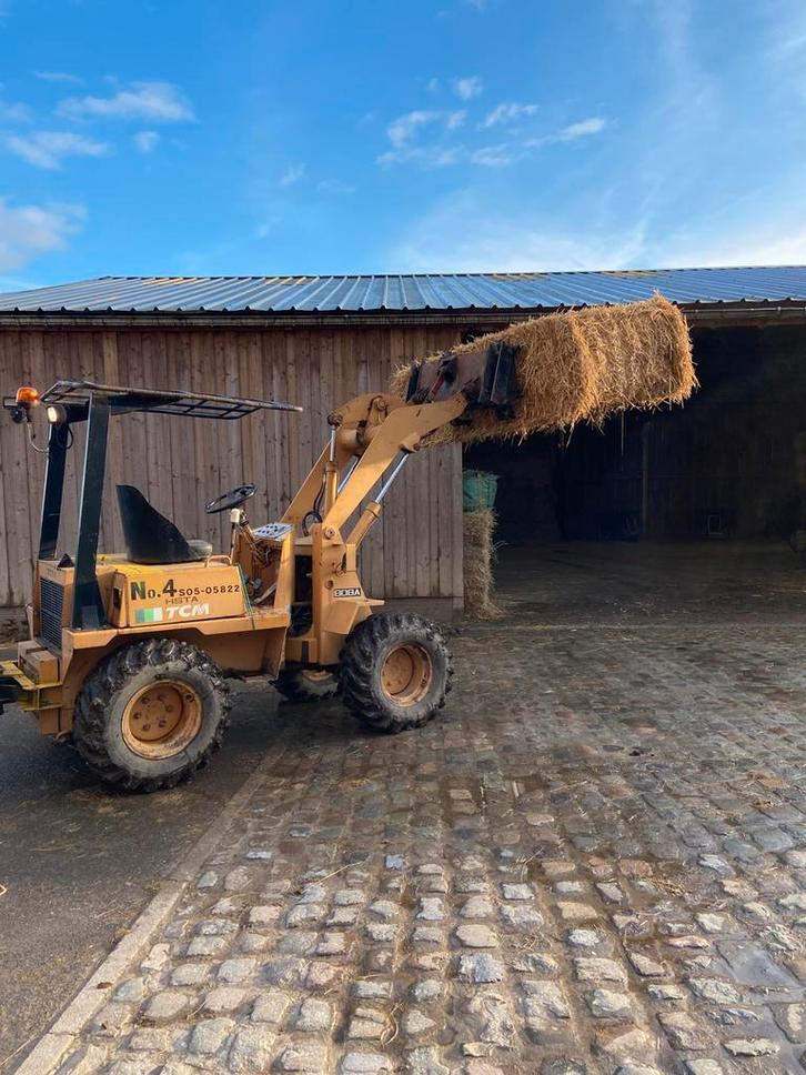 Kniklader chargeur TCM, Articles professionnels, Machines & Construction | Grues & Excavatrices, Enlèvement