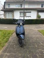 Vespa sprint MOET SNEL WEG !!, Fietsen en Brommers, Ophalen, Gebruikt, Overige typen, Vespa
