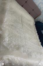 Un drap de lit, brodé avec des perles, Divers, Enlèvement ou Envoi, Comme neuf