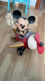 Mickey Mouse in vliegtuig statuette, Verzamelen, Mickey Mouse, Ophalen of Verzenden, Zo goed als nieuw, Beeldje of Figuurtje