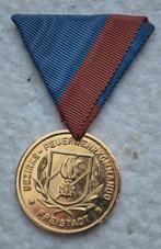 Medaille, Oosterijk Feuerwehr Kommando Verdienste 30Jr Goud, Verzamelen, Ophalen of Verzenden, Overige soorten, Lintje, Medaille of Wings