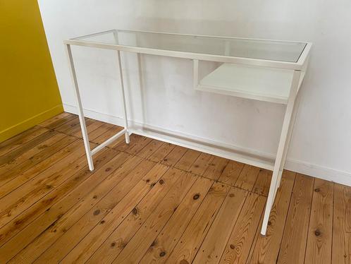 IKEA VITTSJÖ laptoptafel wit, Computers en Software, Laptoptafels, Ophalen