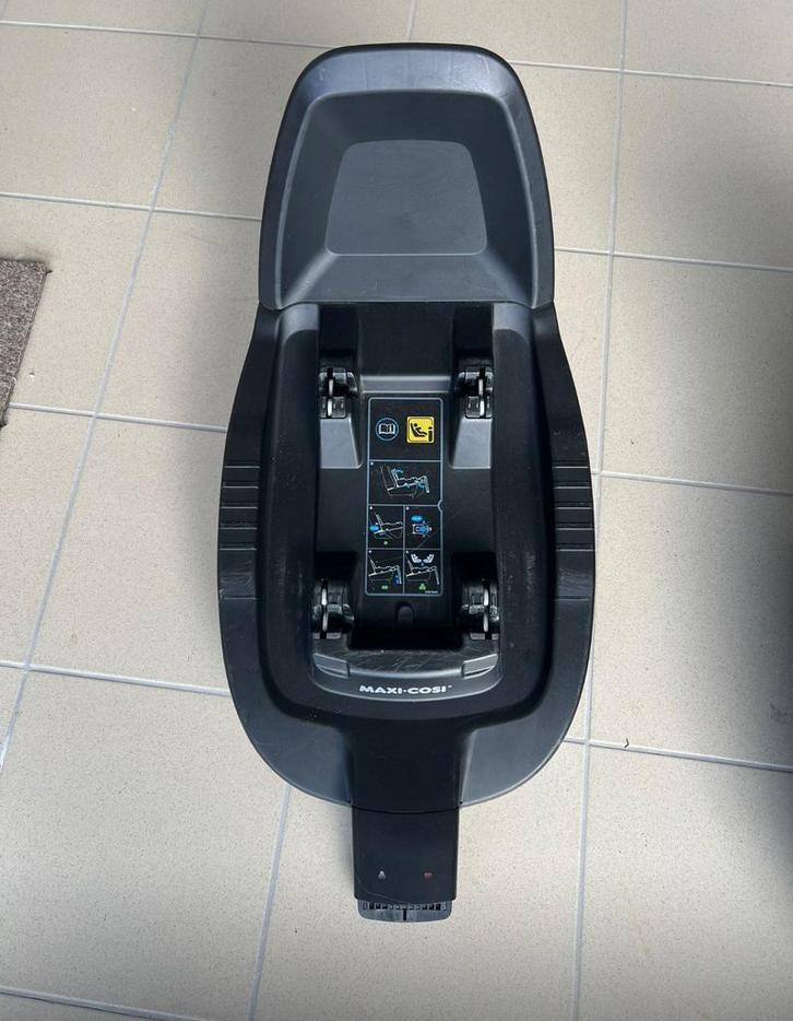 Isofix family Fix2, Kinderen en Baby's, Autostoeltjes, Gebruikt, Maxi-Cosi, 0 t/m 18 kg, Isofix, Slaapstand, Ophalen
