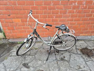 Damesfiets GAZELLE te koop beschikbaar voor biedingen