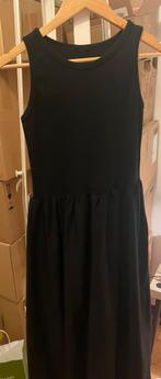 Zwarte jurk met kantachtige onderkant, Kleding | Dames, Maat 38/40 (M), Zwart, Nieuw, Ophalen of Verzenden