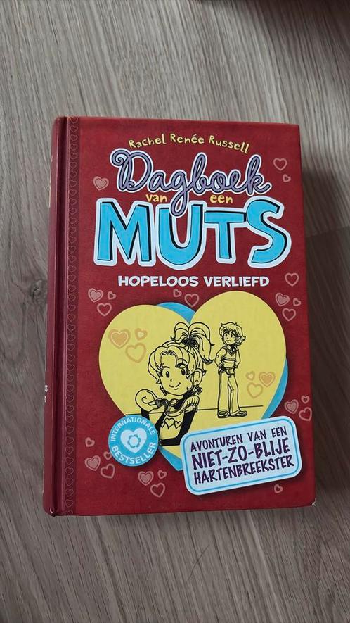Rachel Renée Russell - Hopeloos verliefd, Boeken, Kinderboeken | Jeugd | 10 tot 12 jaar, Zo goed als nieuw, Ophalen