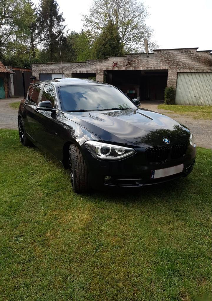 BMW 120d Aut. Sport Line// FULL OPTION, Auto's, BMW, Particulier, 1 Reeks, ABS, Adaptive Cruise Control, Airbags, Alarm, Bluetooth