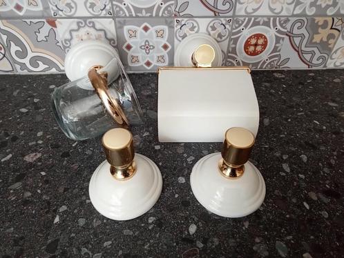 4-delige wc / badkamer assesoires, Huis en Inrichting, Badkamer | Badkamermeubels, Gebruikt, Overige typen, Ophalen of Verzenden