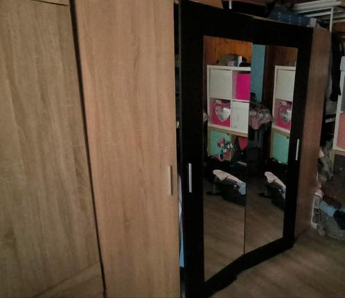 Kleerkast 4 deuren, Huis en Inrichting, Kasten | Kleerkasten, Gebruikt, Ophalen