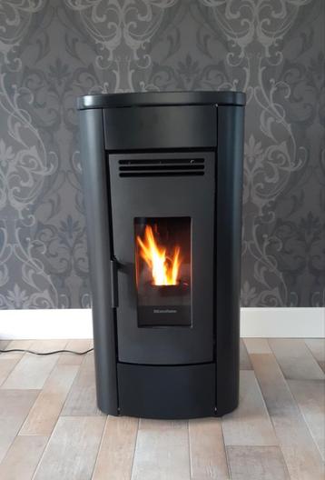 Pelletkachel Extraflame 9kw nieuwstaat programmeerbaar! beschikbaar voor biedingen