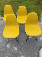 4 hippe stoelen met lichte gebruiksporen, Huis en Inrichting, Stoelen, Ophalen, Gebruikt