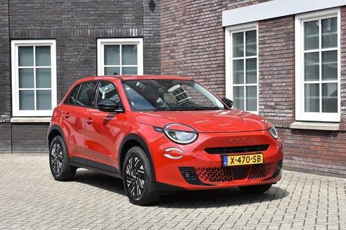 Fiat 600 RED 54 kWh, Auto's, Fiat, Bedrijf, ABS, Airbags, Alarm, Bluetooth, Climate control, Cruise Control, Elektrische buitenspiegels