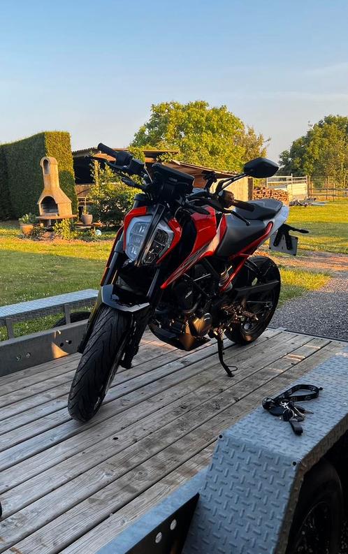 Ktm duke 125cc bj 2019, Fietsen en Brommers, Brommers | Crossbrommers, Zo goed als nieuw, Ophalen