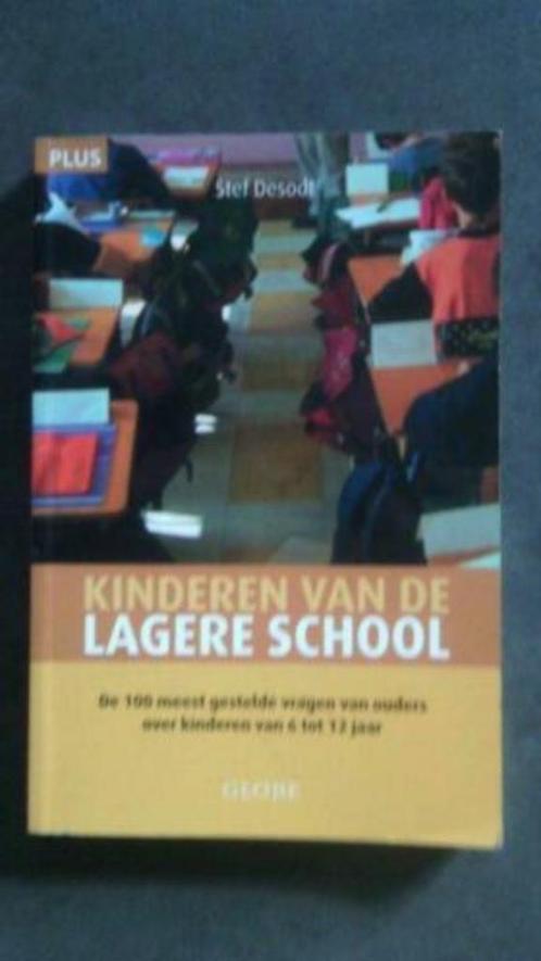 boek : kinderen van de lagere school ( Stef Desodt ) -> 2€, Livres, Psychologie, Comme neuf, Psychologie du développement, Enlèvement ou Envoi