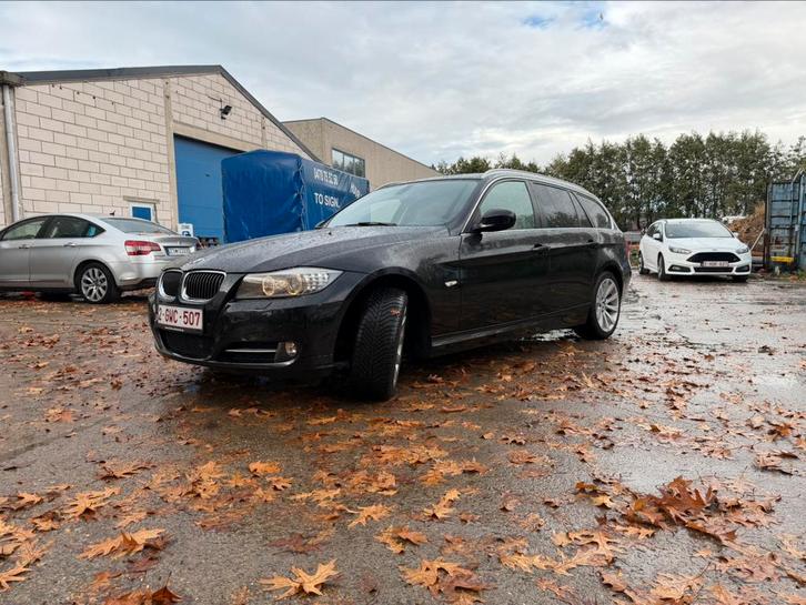 Bmw 320i Benzine , perfecte staat, met keuring voor verkoop, Auto's, BMW, Particulier, 3 Reeks, ABS, Airbags, Airconditioning