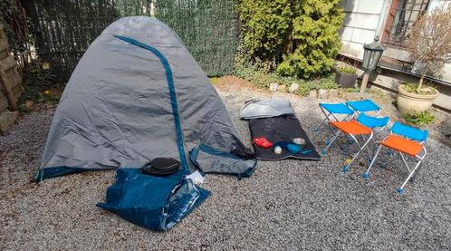 Ensemble complet de camping Décathlon Quechua NEUF., Caravanes & Camping, Tentes, Enlèvement