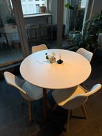 Ronde tafel met 4 stoelen, Huis en Inrichting, Ophalen, Zo goed als nieuw