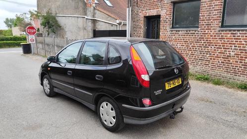 2004 Nissan Almera TINO 1.8 essence / 115ch / attelage, Auto's, Nissan, Particulier, Almera, Benzine, Handgeschakeld, Ophalen