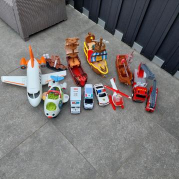 Mooi lot speelgoed goed  beschikbaar voor biedingen